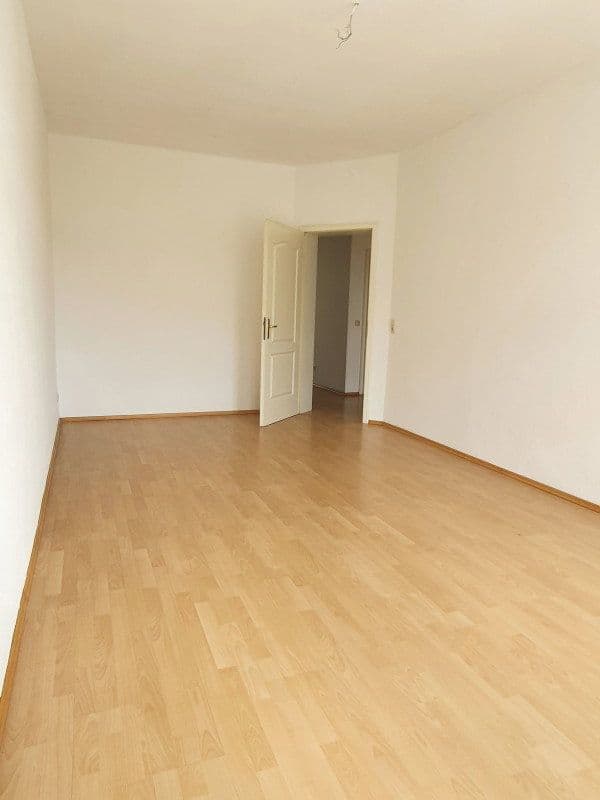 Prenájom bytu 3-izbový 84 m², Reichpietschstraße 7, Leipzig, Sasko Prenájom bytu 3-izbový 84 m², Reichpietschstraße 7, Leipzig, Sasko