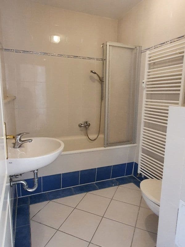 Prenájom bytu 3-izbový 84 m², Reichpietschstraße 7, Leipzig, Sasko Prenájom bytu 3-izbový 84 m², Reichpietschstraße 7, Leipzig, Sasko