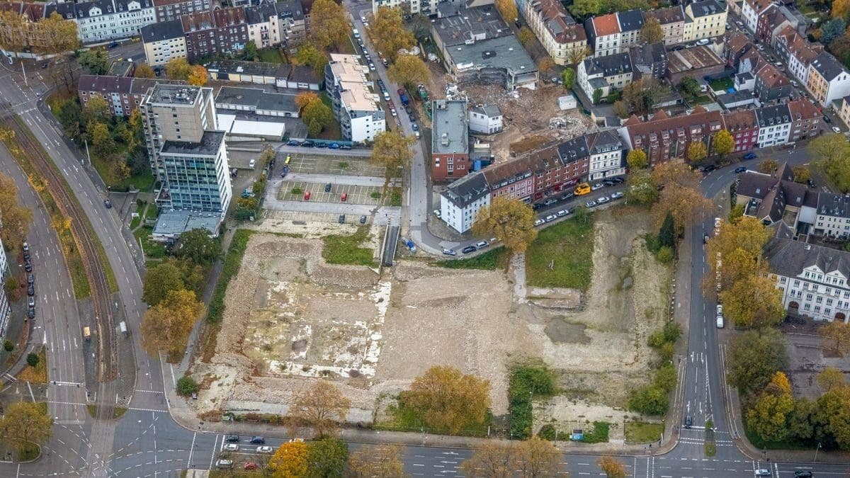 Predaj domu 1.000 m², pozemok 571 m², Wilhelminenstr. 35-35a, Gelsenkirchen, Severné Porýnie - Westfálsko Predaj domu 1.000 m², pozemok 571 m², Wilhelminenstr. 35-35a, Gelsenkirchen, Severné Porýnie - Westfálsko