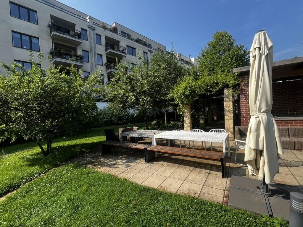 Predaj bytu 5-izbový 146 m², Berlin-Pankow, Berlín Predaj bytu 5-izbový 146 m², Berlin-Pankow, Berlín