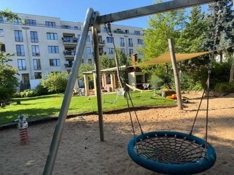 Predaj bytu 5-izbový 146 m², Berlin-Pankow, Berlín Predaj bytu 5-izbový 146 m², Berlin-Pankow, Berlín