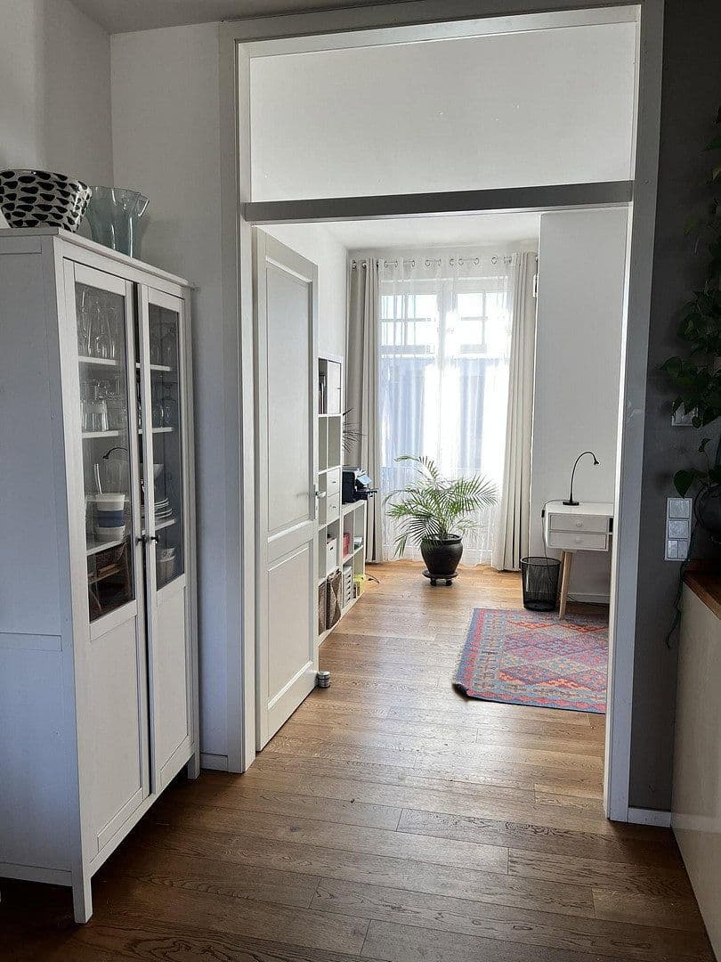 Predaj bytu 5-izbový 146 m², Berlin, Berlín Predaj bytu 5-izbový 146 m², Berlin, Berlín