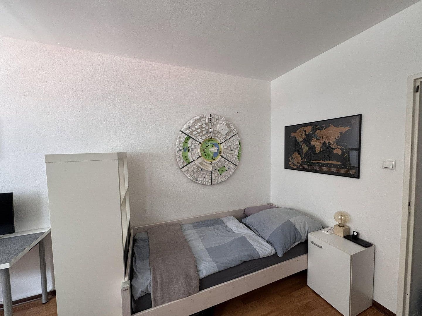 Prenájom bytu 1-izbový 37 m², Mannheim, Bádensko-Wurttembersko Prenájom bytu 1-izbový 37 m², Mannheim, Bádensko-Wurttembersko