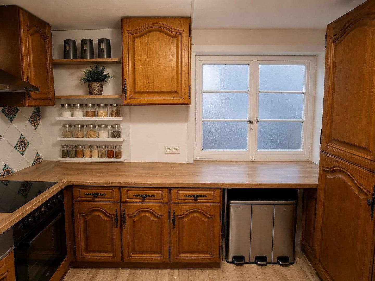 Prenájom nebytového priestoru 33 m², Marktstr. 12, Schieder-Schwalenberg, Severné Porýnie - Westfálsko Prenájom nebytového priestoru 33 m², Marktstr. 12, Schieder-Schwalenberg, Severné Porýnie - Westfálsko