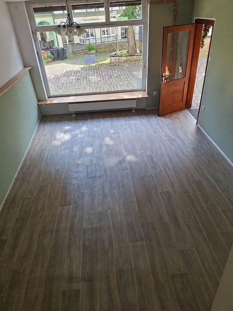Prenájom nebytového priestoru 33 m², Marktstr. 12, Schieder-Schwalenberg, Severné Porýnie - Westfálsko Prenájom nebytového priestoru 33 m², Marktstr. 12, Schieder-Schwalenberg, Severné Porýnie - Westfálsko