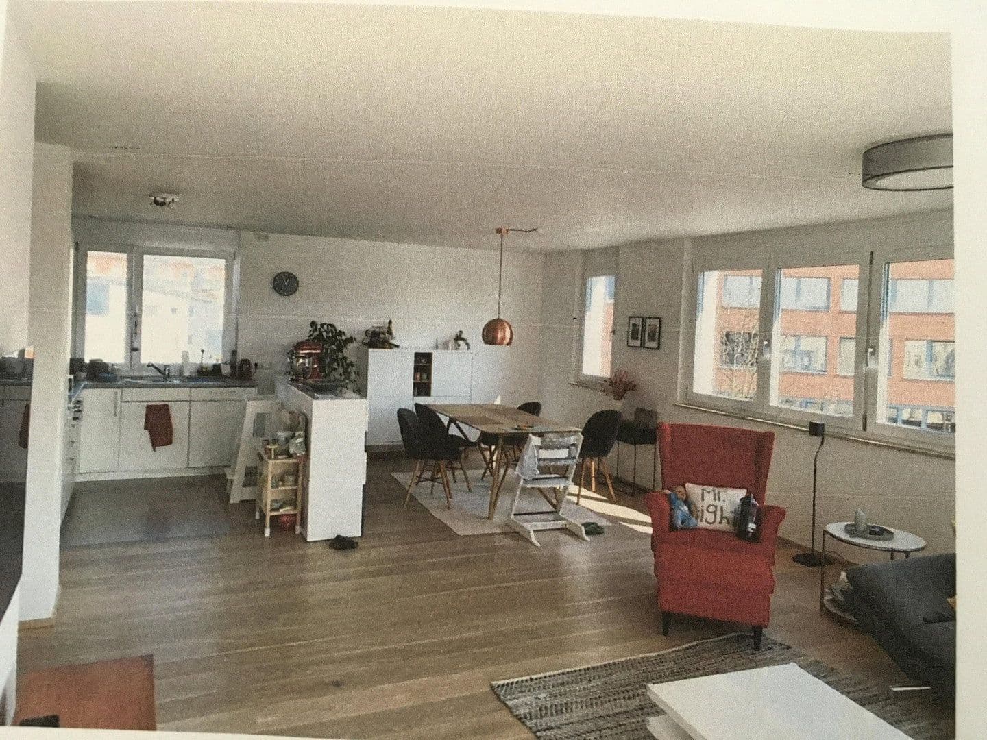 Prenájom bytu 4-izbový 140 m², Kornwestheim, Bádensko-Wurttembersko Prenájom bytu 4-izbový 140 m², Kornwestheim, Bádensko-Wurttembersko