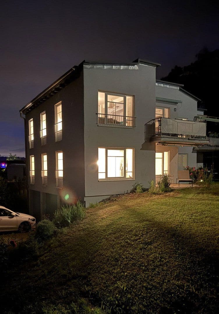 Prenájom bytu 2-izbový 65 m², Horb am Neckar, Bádensko-Wurttembersko Prenájom bytu 2-izbový 65 m², Horb am Neckar, Bádensko-Wurttembersko