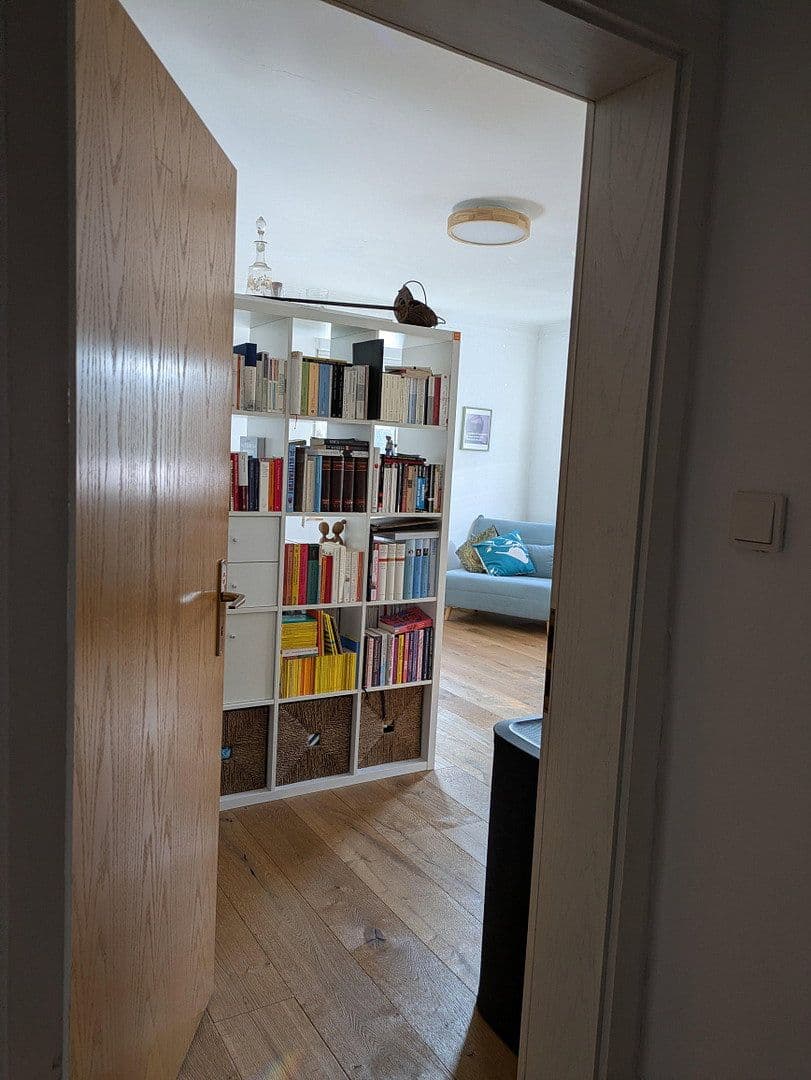 Predaj bytu 4-izbový 99 m², Esslingen am Neckar, Bádensko-Wurttembersko Predaj bytu 4-izbový 99 m², Esslingen am Neckar, Bádensko-Wurttembersko