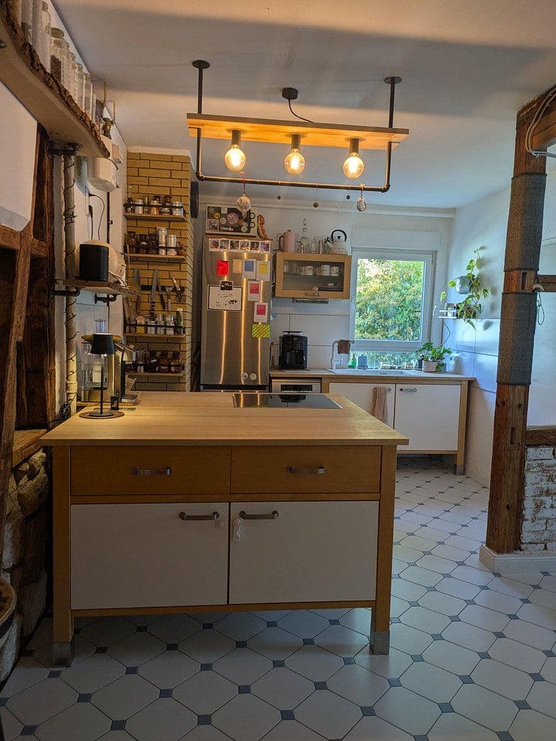 Predaj bytu 4-izbový 99 m², Esslingen am Neckar, Bádensko-Wurttembersko Predaj bytu 4-izbový 99 m², Esslingen am Neckar, Bádensko-Wurttembersko