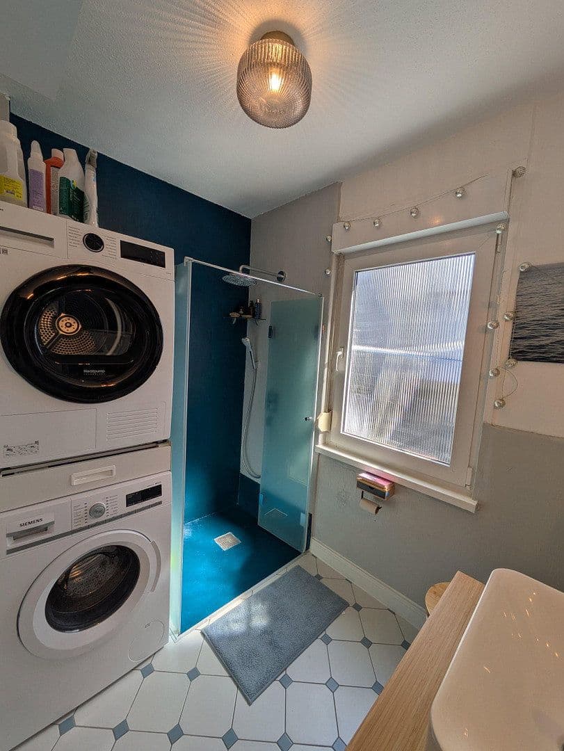Predaj bytu 4-izbový 99 m², Esslingen am Neckar, Bádensko-Wurttembersko Predaj bytu 4-izbový 99 m², Esslingen am Neckar, Bádensko-Wurttembersko