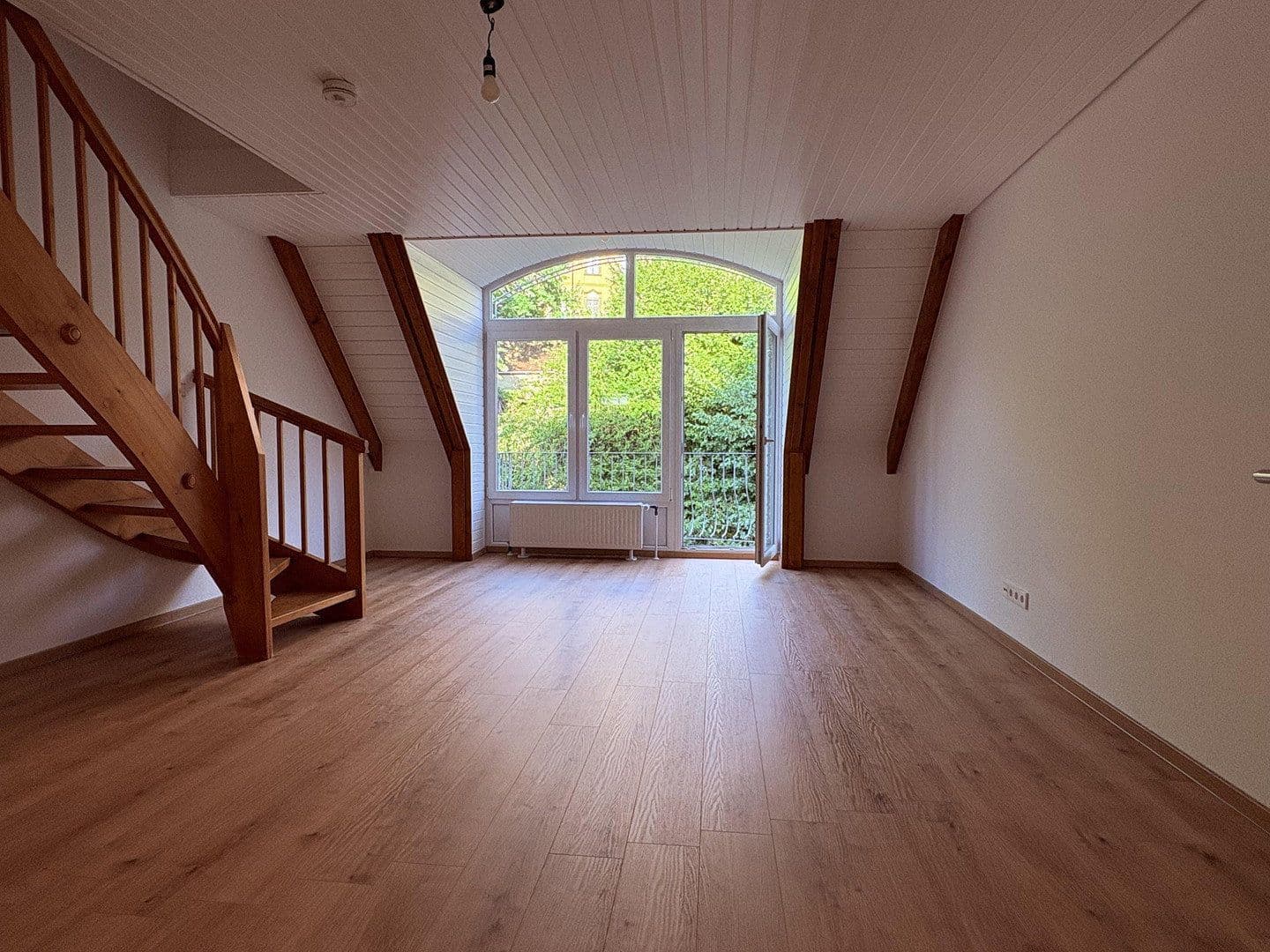 Prenájom bytu 2-izbový 70 m², Weingarten, Bádensko-Wurttembersko Prenájom bytu 2-izbový 70 m², Weingarten, Bádensko-Wurttembersko