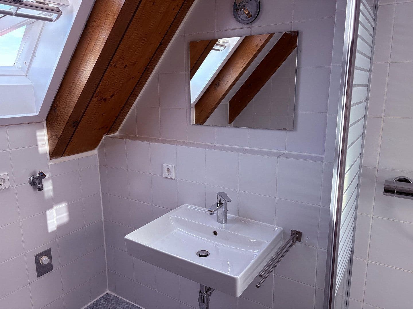 Prenájom bytu 2-izbový 70 m², Weingarten, Bádensko-Wurttembersko Prenájom bytu 2-izbový 70 m², Weingarten, Bádensko-Wurttembersko