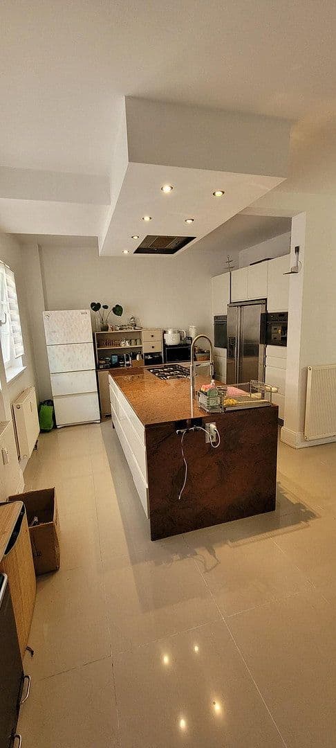 Prenájom bytu 4-izbový 116 m², Quellenßark 40, Bad Soden am Taunus, Hesensko Prenájom bytu 4-izbový 116 m², Quellenßark 40, Bad Soden am Taunus, Hesensko