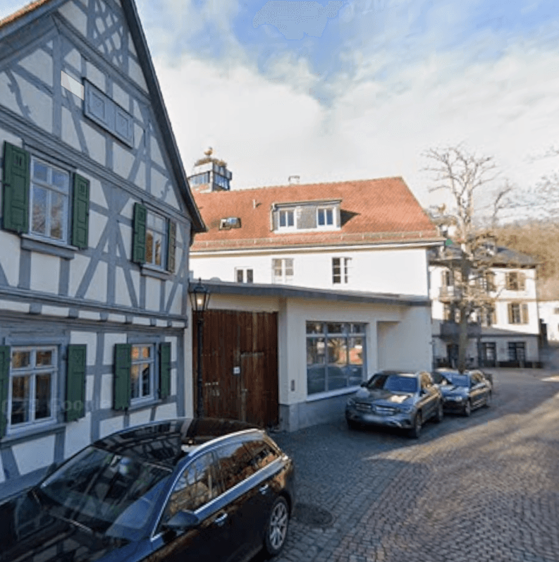 Prenájom bytu 4-izbový 116 m², Quellenßark 40, Bad Soden am Taunus, Hesensko Prenájom bytu 4-izbový 116 m², Quellenßark 40, Bad Soden am Taunus, Hesensko