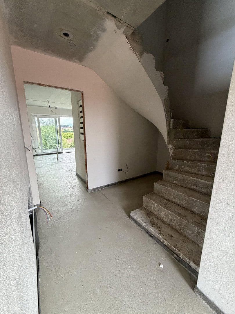 Prenájom bytu 4-izbový 112 m², Obing, Bavorsko Prenájom bytu 4-izbový 112 m², Obing, Bavorsko