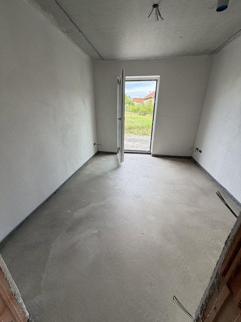 Prenájom bytu 3-izbový 75 m², Obing, Bavorsko Prenájom bytu 3-izbový 75 m², Obing, Bavorsko