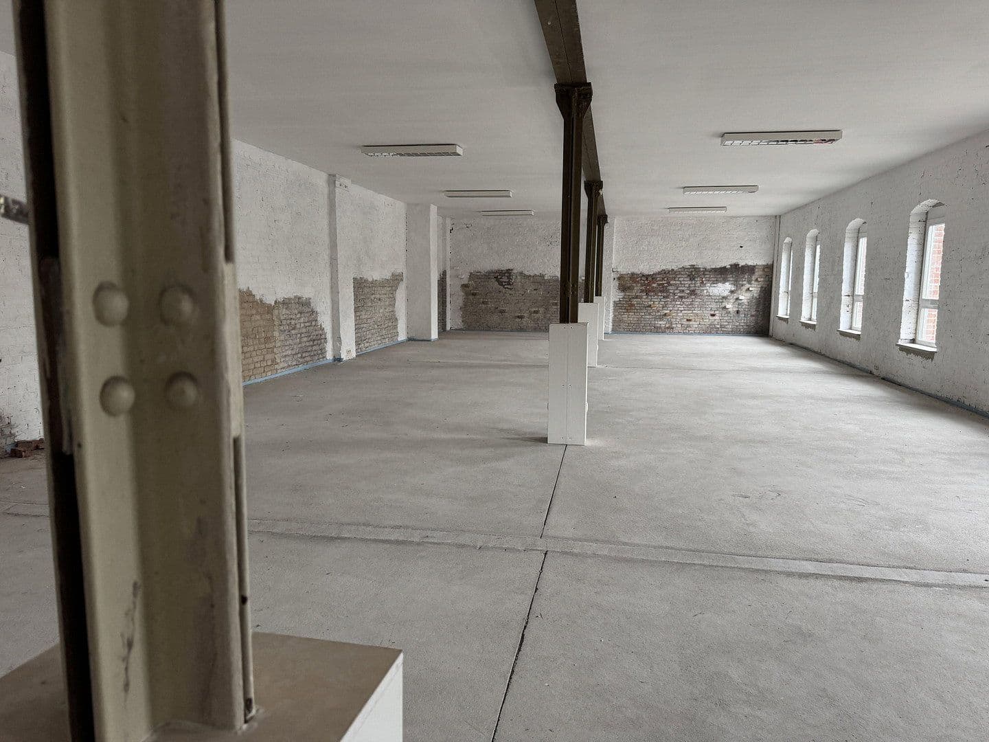 Prenájom kancelárie 250 m², Palmstraße 17-19, Chemnitz, Sasko Prenájom kancelárie 250 m², Palmstraße 17-19, Chemnitz, Sasko