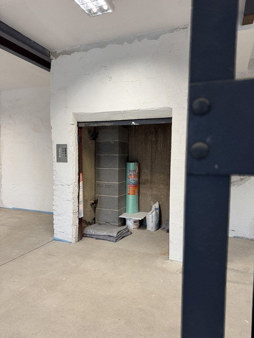 Prenájom kancelárie 250 m², Palmstraße 17-19, Chemnitz, Sasko Prenájom kancelárie 250 m², Palmstraße 17-19, Chemnitz, Sasko