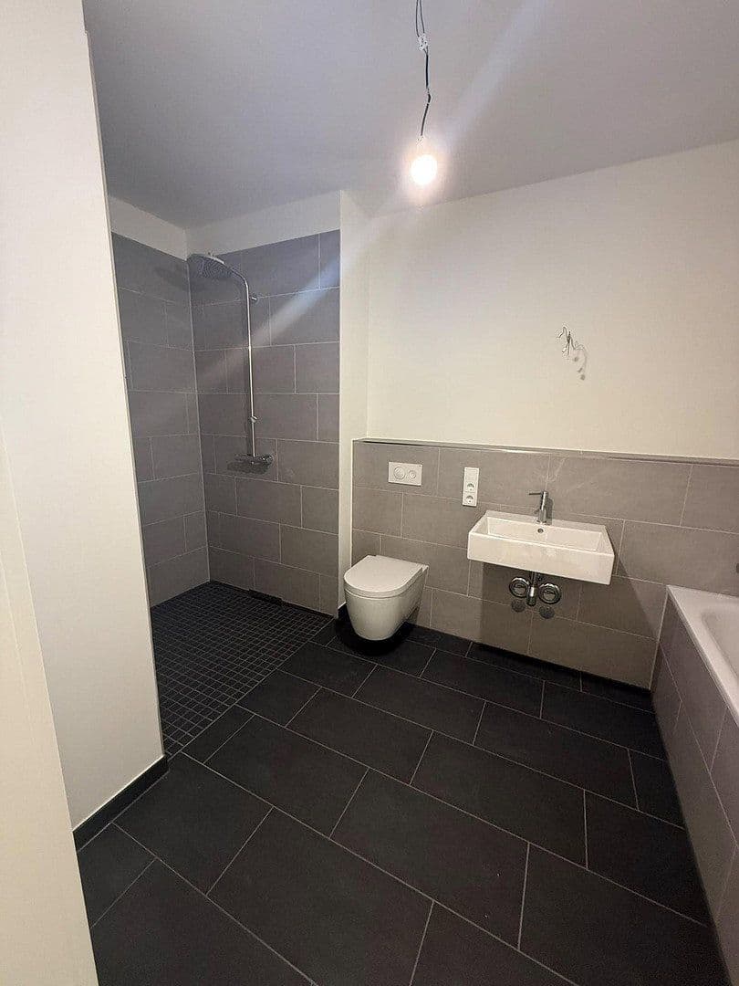 Prenájom bytu 3-izbový 84 m², Billhorner Kanalstraße 56, Hamburg, Hamburg Prenájom bytu 3-izbový 84 m², Billhorner Kanalstraße 56, Hamburg, Hamburg