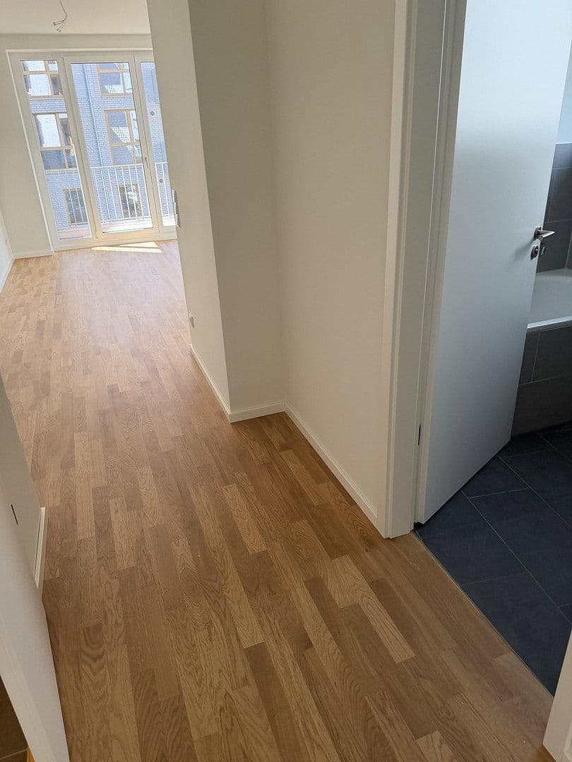 Prenájom bytu 3-izbový 84 m², Billhorner Kanalstraße 56, Hamburg, Hamburg Prenájom bytu 3-izbový 84 m², Billhorner Kanalstraße 56, Hamburg, Hamburg