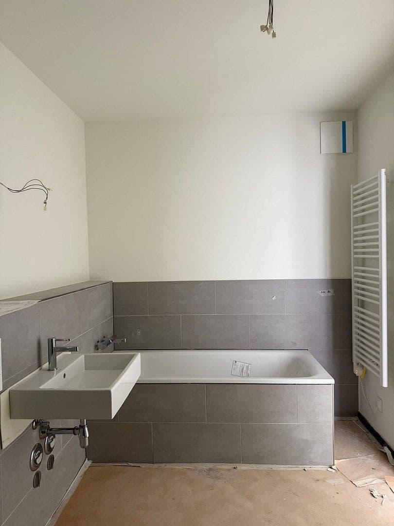 Prenájom bytu 3-izbový 84 m², Billhorner Kanalstraße 56, Hamburg, Hamburg Prenájom bytu 3-izbový 84 m², Billhorner Kanalstraße 56, Hamburg, Hamburg