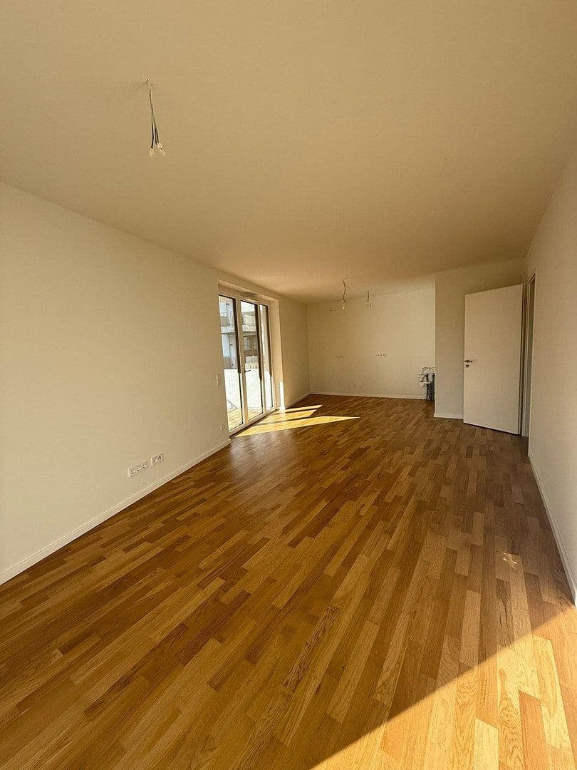 Prenájom bytu 3-izbový 84 m², Billhorner Kanalstraße 56, Hamburg, Hamburg Prenájom bytu 3-izbový 84 m², Billhorner Kanalstraße 56, Hamburg, Hamburg