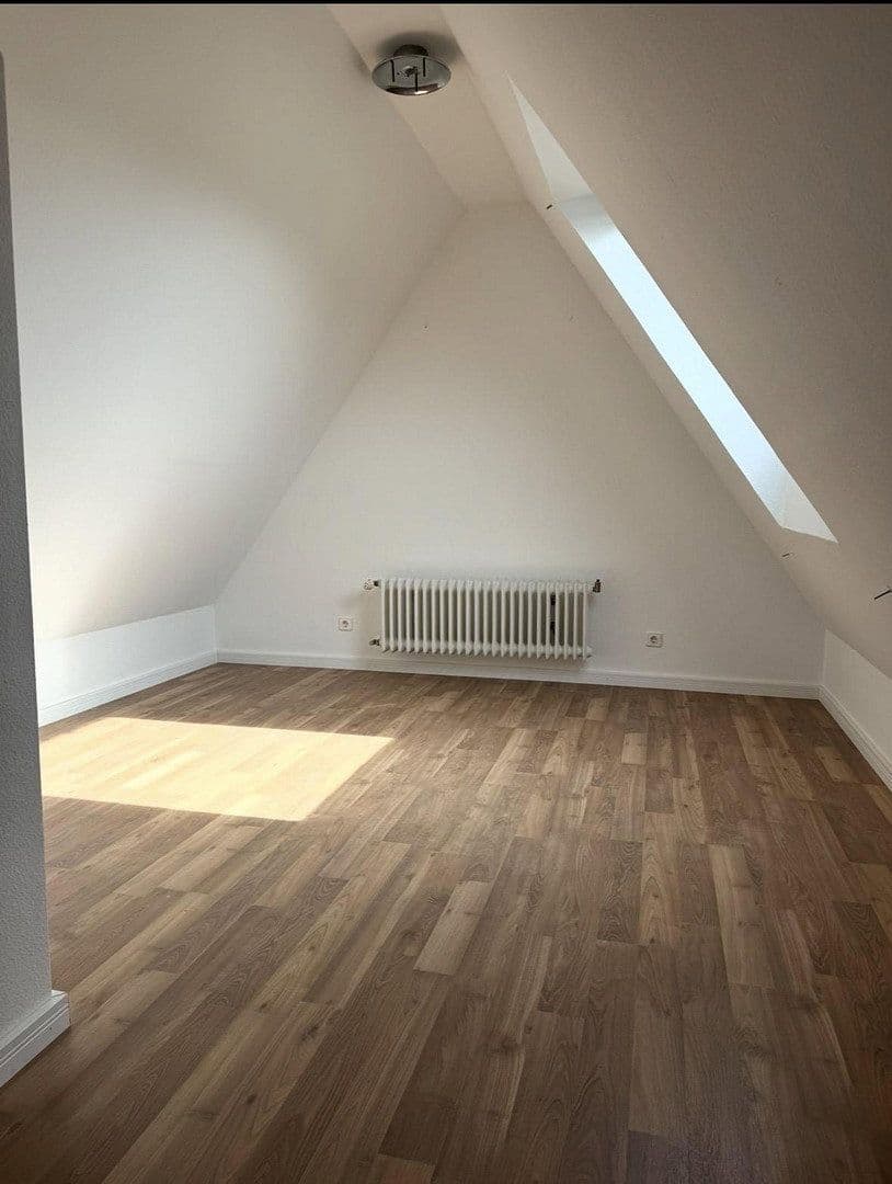 Prenájom domu 120 m², pozemok 120 m², Limburgerhof, Porýnie-Falcko Prenájom domu 120 m², pozemok 120 m², Limburgerhof, Porýnie-Falcko