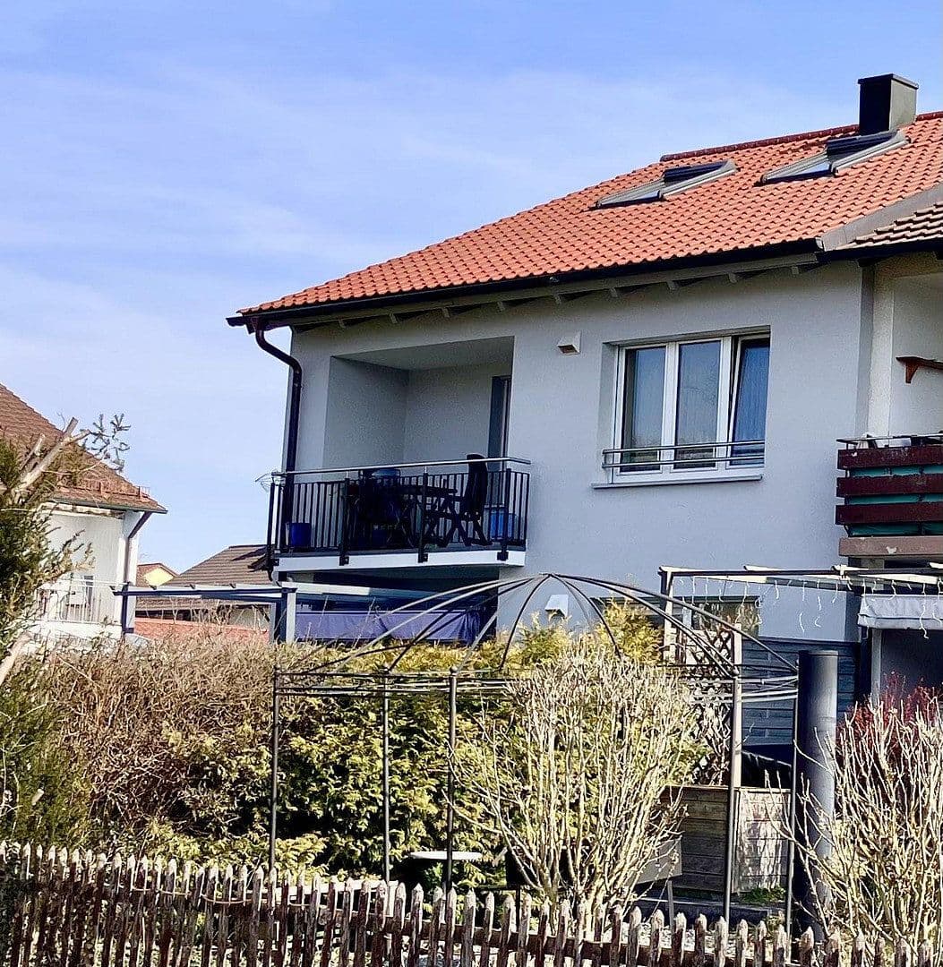 Prenájom bytu 3-izbový 75 m², Landshut, Bavorsko Prenájom bytu 3-izbový 75 m², Landshut, Bavorsko