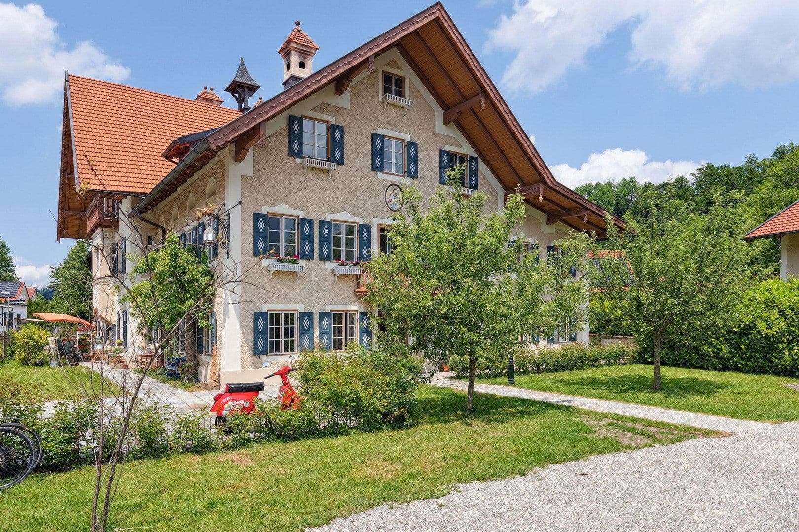 Prenájom bytu 4-izbový 145 m², Siegsdorf, Bavorsko Prenájom bytu 4-izbový 145 m², Siegsdorf, Bavorsko