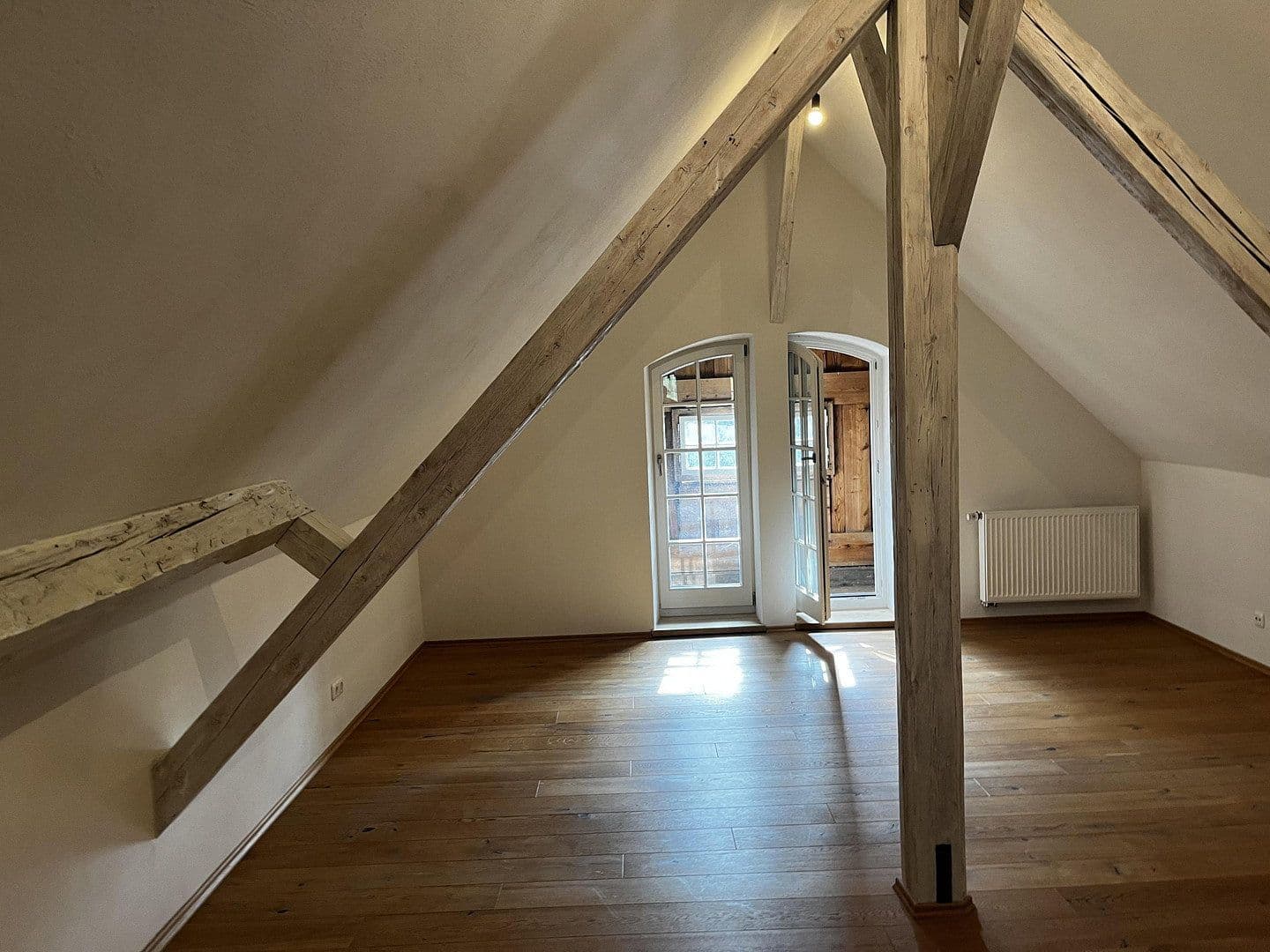 Prenájom bytu 4-izbový 145 m², Siegsdorf, Bavorsko Prenájom bytu 4-izbový 145 m², Siegsdorf, Bavorsko