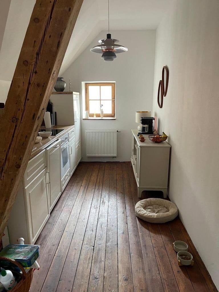 Prenájom bytu 4-izbový 145 m², Siegsdorf, Bavorsko Prenájom bytu 4-izbový 145 m², Siegsdorf, Bavorsko
