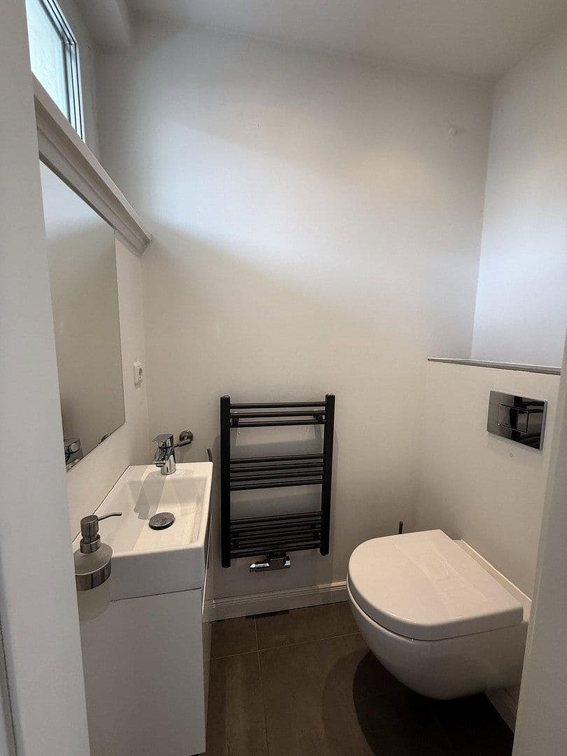 Predaj bytu 2-izbový 60 m², Holtenauer Straße 228, Kiel, Šlezvicko-Holštajnsko Predaj bytu 2-izbový 60 m², Holtenauer Straße 228, Kiel, Šlezvicko-Holštajnsko