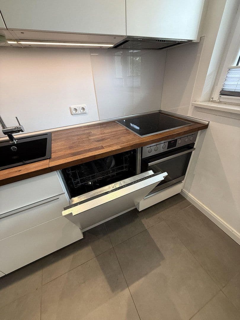 Predaj bytu 2-izbový 60 m², Holtenauer Straße 228, Kiel, Šlezvicko-Holštajnsko Predaj bytu 2-izbový 60 m², Holtenauer Straße 228, Kiel, Šlezvicko-Holštajnsko