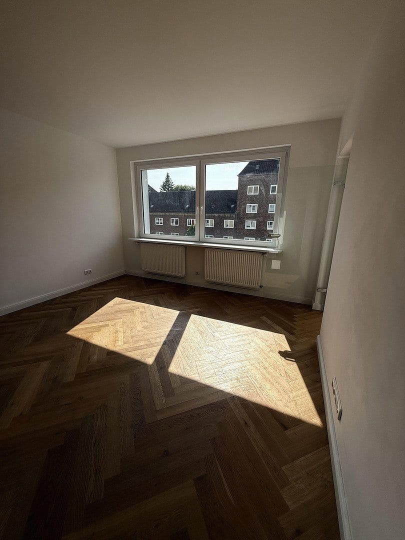 Predaj bytu 2-izbový 60 m², Holtenauer Straße 228, Kiel, Šlezvicko-Holštajnsko Predaj bytu 2-izbový 60 m², Holtenauer Straße 228, Kiel, Šlezvicko-Holštajnsko