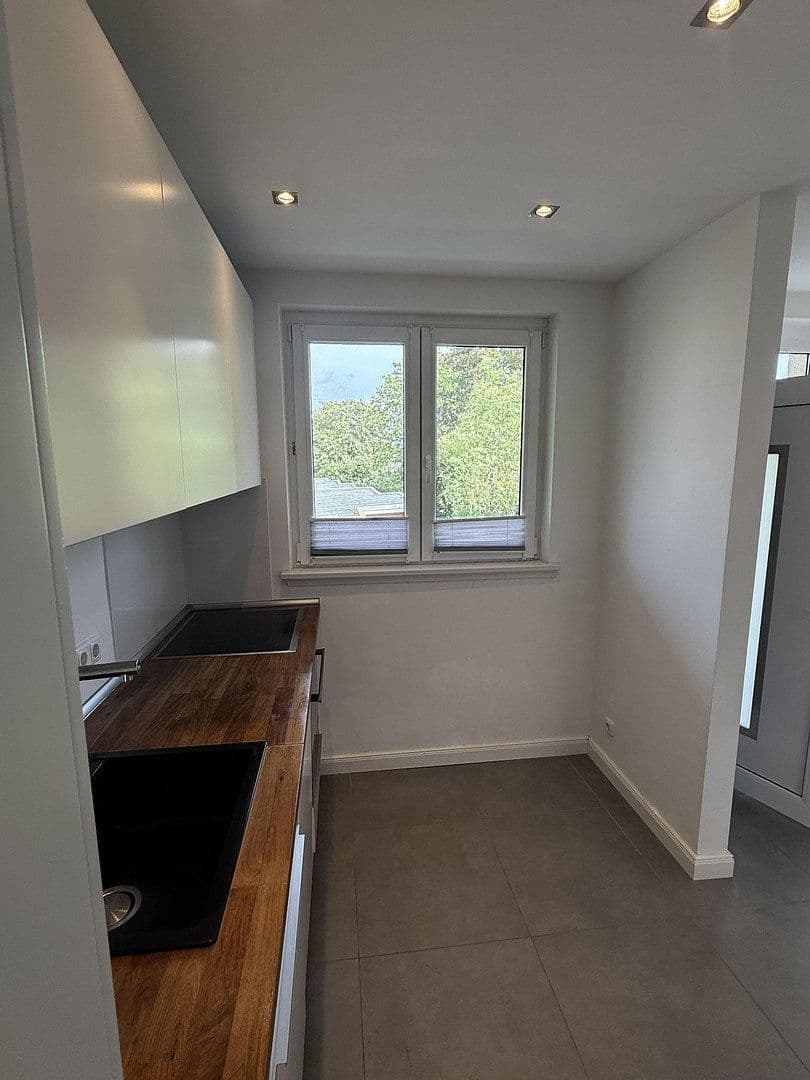Predaj bytu 2-izbový 60 m², Holtenauer Straße 228, Kiel, Šlezvicko-Holštajnsko Predaj bytu 2-izbový 60 m², Holtenauer Straße 228, Kiel, Šlezvicko-Holštajnsko