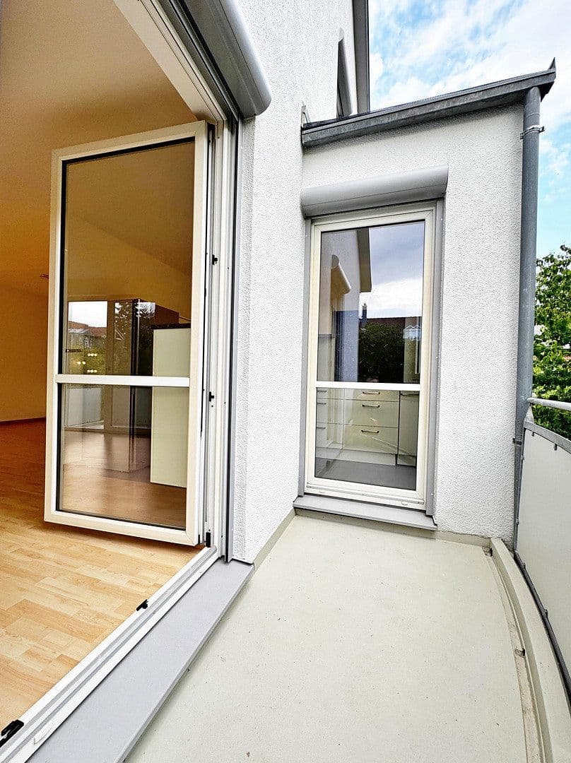 Prenájom bytu 3-izbový 88 m², Landsham bei Kirchheim, Bavorsko Prenájom bytu 3-izbový 88 m², Landsham bei Kirchheim, Bavorsko