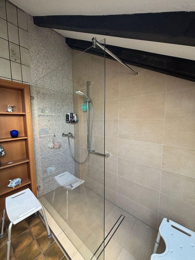 Predaj domu 200 m², pozemok 560 m², Bad Nauheim, Hesensko Predaj domu 200 m², pozemok 560 m², Bad Nauheim, Hesensko