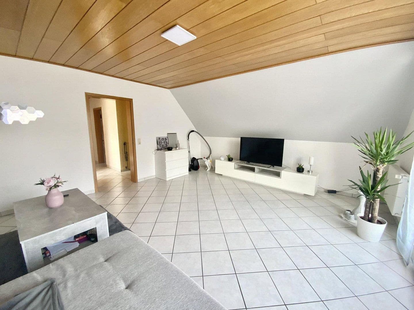 Prenájom bytu 2-izbový 91 m², Römerstraße 43, Selm, Severné Porýnie - Westfálsko Prenájom bytu 2-izbový 91 m², Römerstraße 43, Selm, Severné Porýnie - Westfálsko
