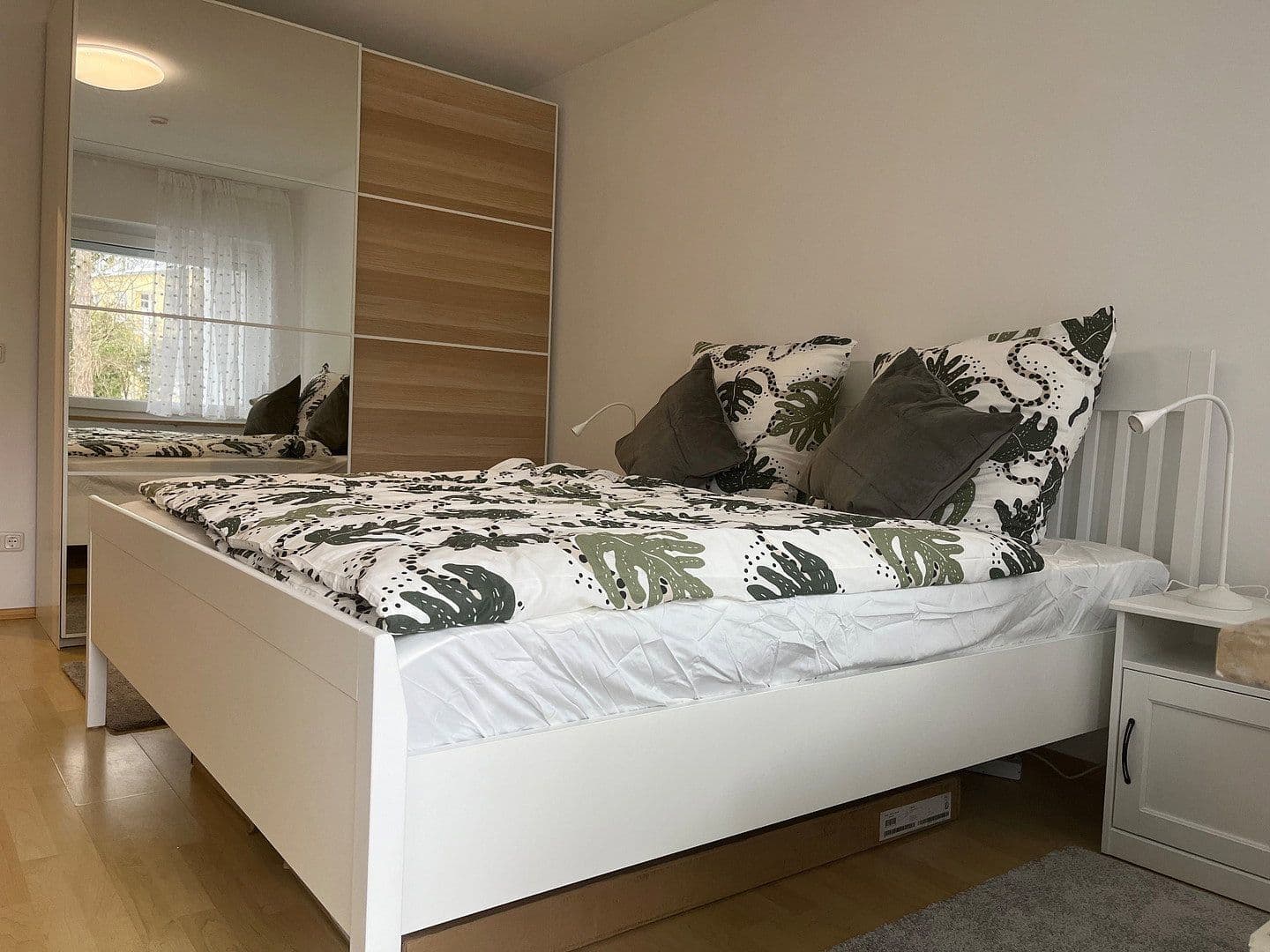 Prenájom bytu 2-izbový 65 m², München, Bavorsko Prenájom bytu 2-izbový 65 m², München, Bavorsko