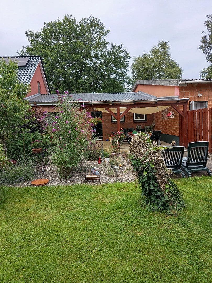 Predaj domu 477 m², pozemok 23.953 m², Averlak, Šlezvicko-Holštajnsko Predaj domu 477 m², pozemok 23.953 m², Averlak, Šlezvicko-Holštajnsko