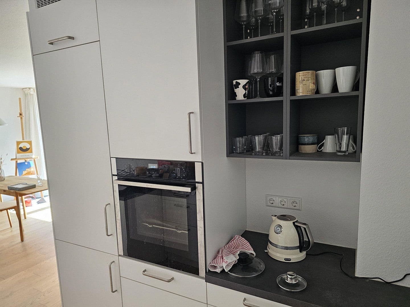 Prenájom bytu 2-izbový 73 m², Amalienstr. 8, Karlsruhe, Bádensko-Wurttembersko Prenájom bytu 2-izbový 73 m², Amalienstr. 8, Karlsruhe, Bádensko-Wurttembersko