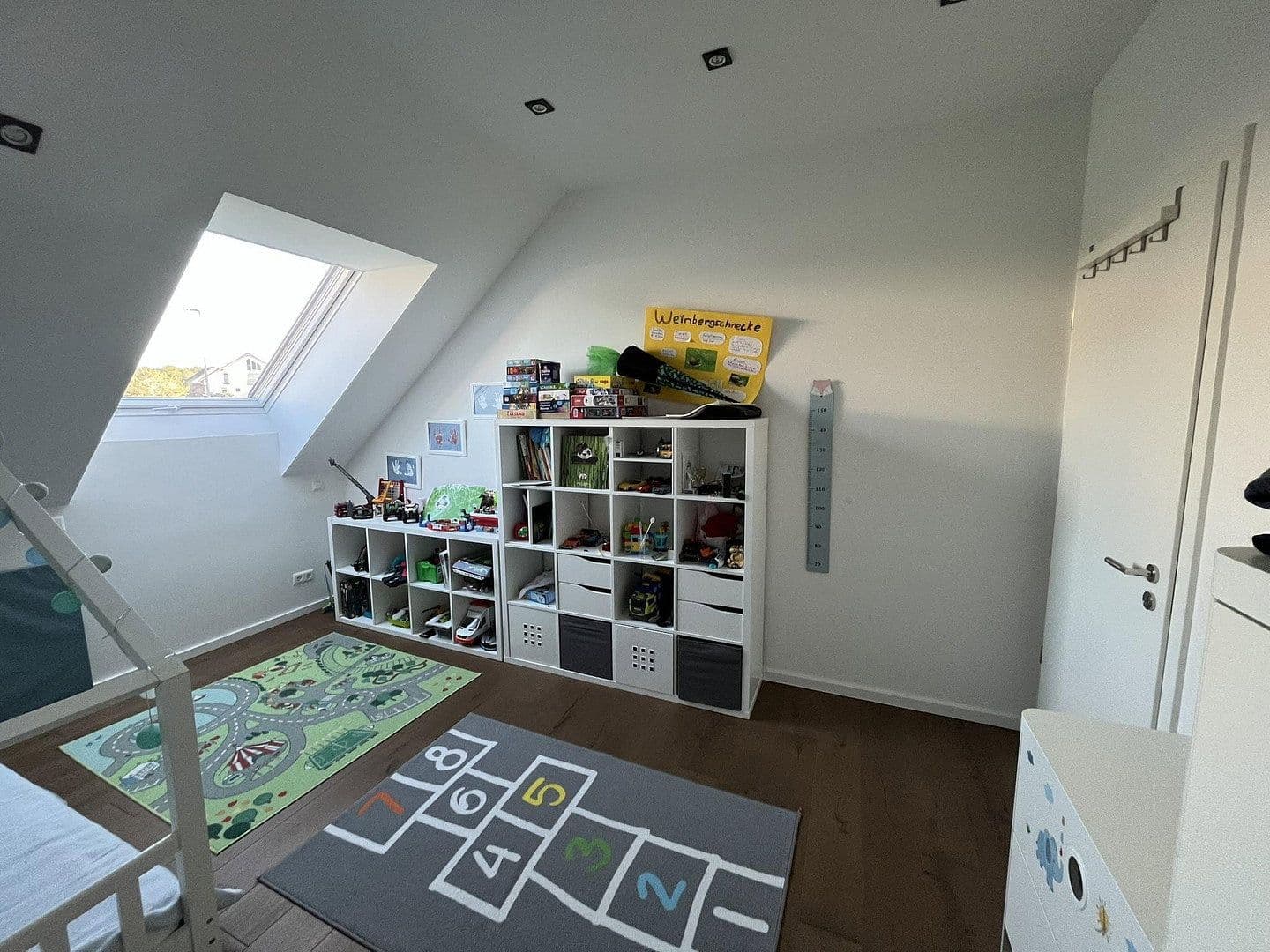 Predaj domu 170 m², pozemok 312 m², Pfinztal, Bádensko-Wurttembersko Predaj domu 170 m², pozemok 312 m², Pfinztal, Bádensko-Wurttembersko
