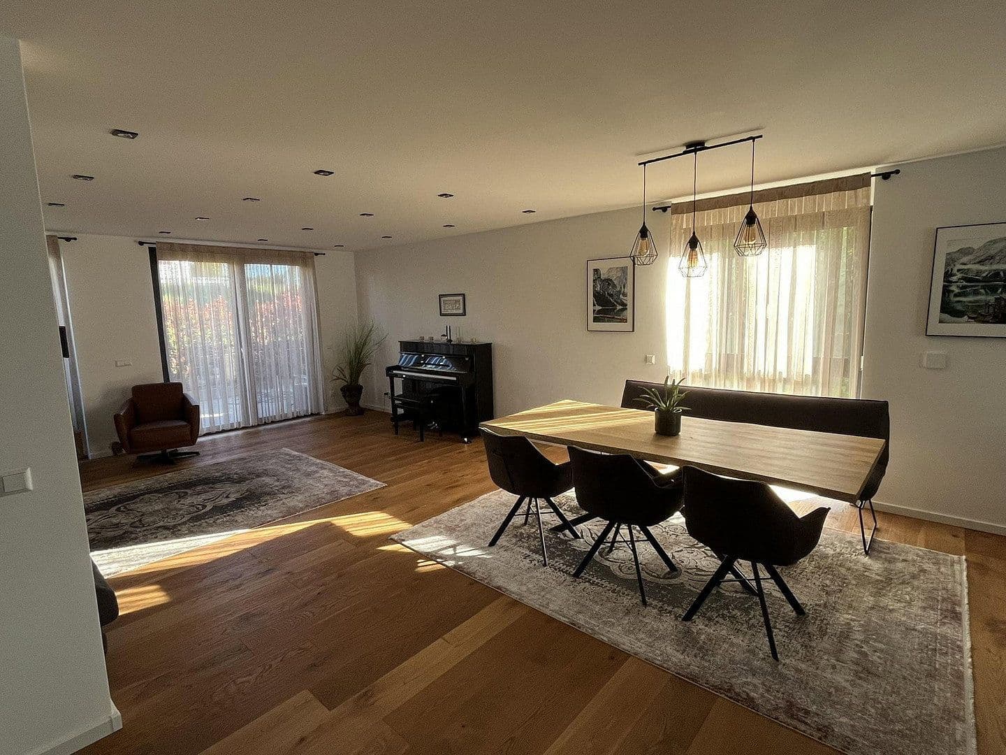 Predaj domu 170 m², pozemok 312 m², Pfinztal, Bádensko-Wurttembersko Predaj domu 170 m², pozemok 312 m², Pfinztal, Bádensko-Wurttembersko