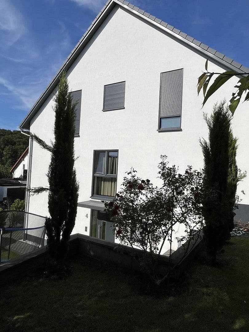 Predaj domu 170 m², pozemok 312 m², Pfinztal, Bádensko-Wurttembersko Predaj domu 170 m², pozemok 312 m², Pfinztal, Bádensko-Wurttembersko