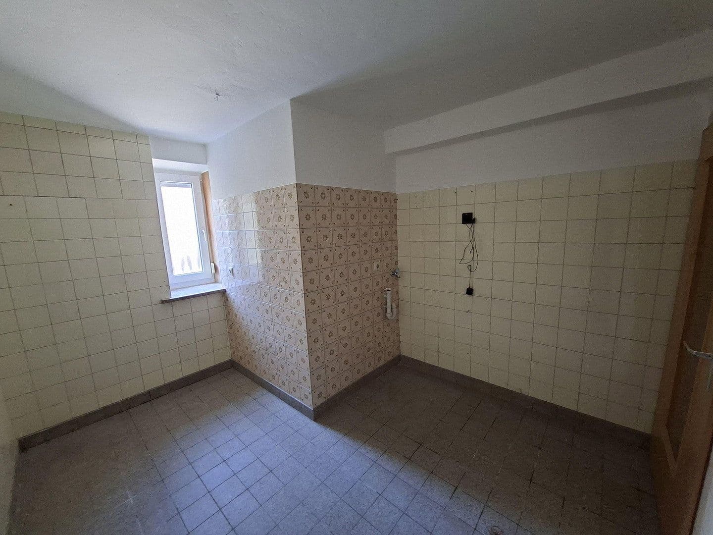 Predaj domu 480 m², pozemok 650 m², Tassilostraße 7, Münchsmünster, Bavorsko Predaj domu 480 m², pozemok 650 m², Tassilostraße 7, Münchsmünster, Bavorsko