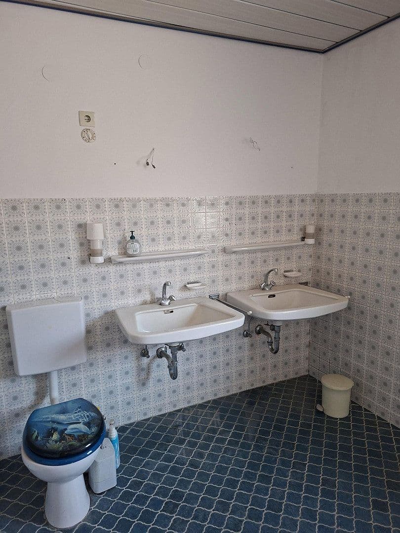 Predaj domu 480 m², pozemok 650 m², Tassilostraße 7, Münchsmünster, Bavorsko Predaj domu 480 m², pozemok 650 m², Tassilostraße 7, Münchsmünster, Bavorsko