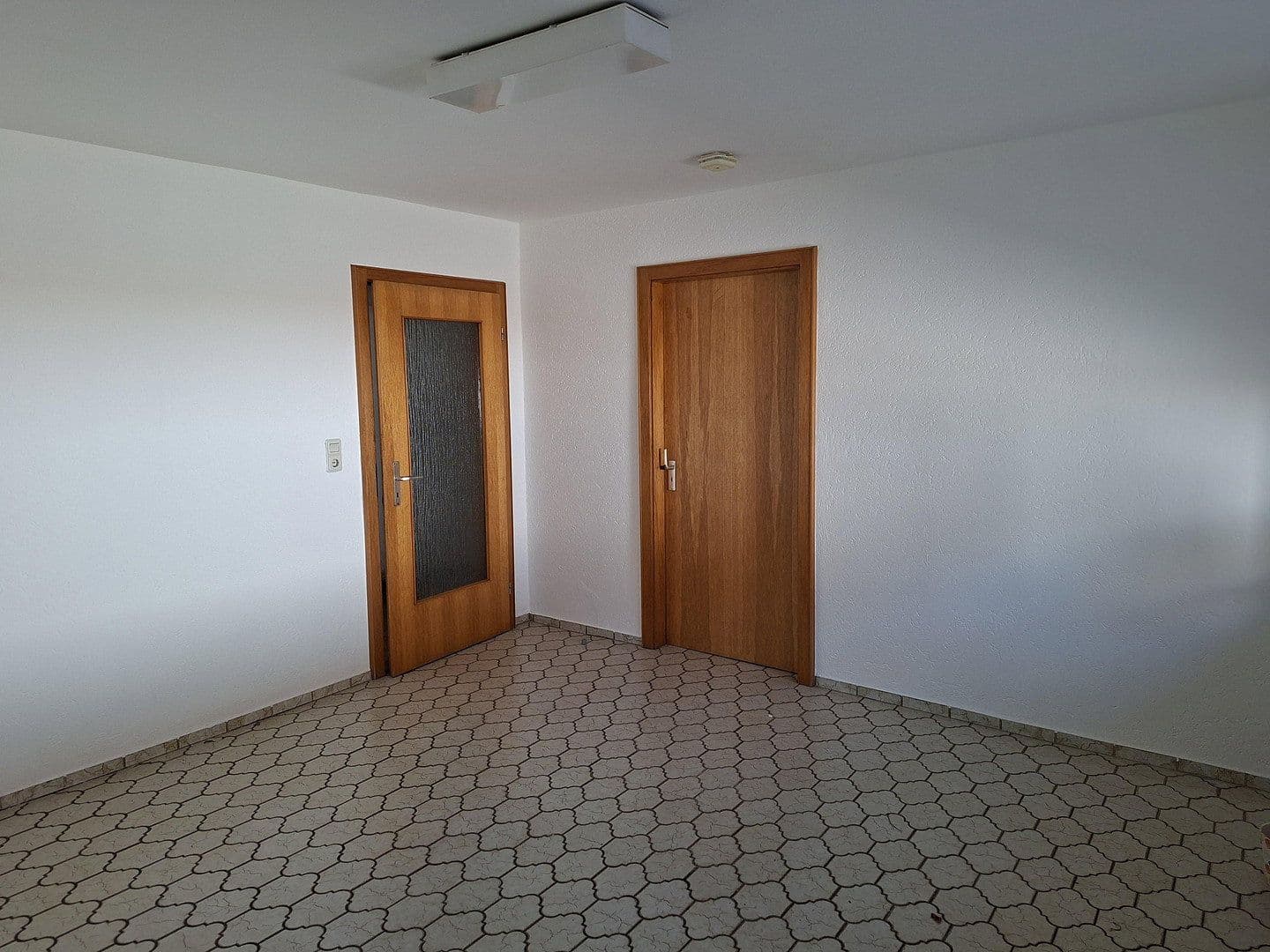 Predaj domu 480 m², pozemok 650 m², Tassilostraße 7, Münchsmünster, Bavorsko Predaj domu 480 m², pozemok 650 m², Tassilostraße 7, Münchsmünster, Bavorsko