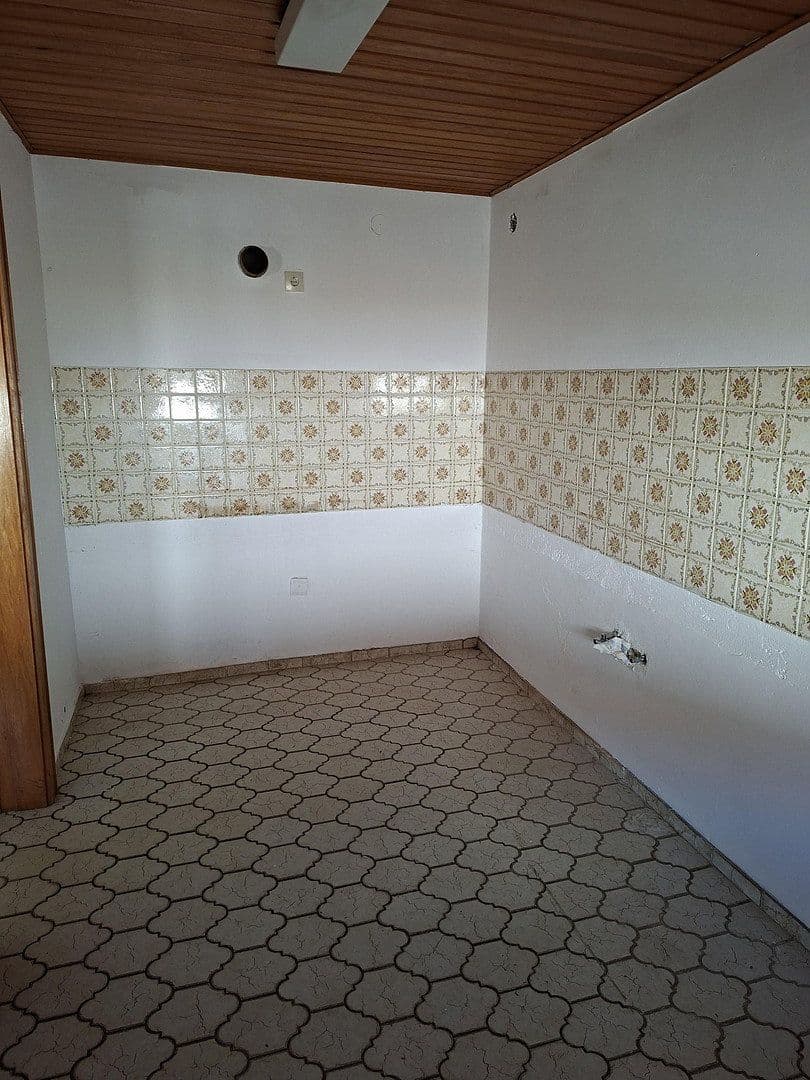 Predaj domu 480 m², pozemok 650 m², Tassilostraße 7, Münchsmünster, Bavorsko Predaj domu 480 m², pozemok 650 m², Tassilostraße 7, Münchsmünster, Bavorsko