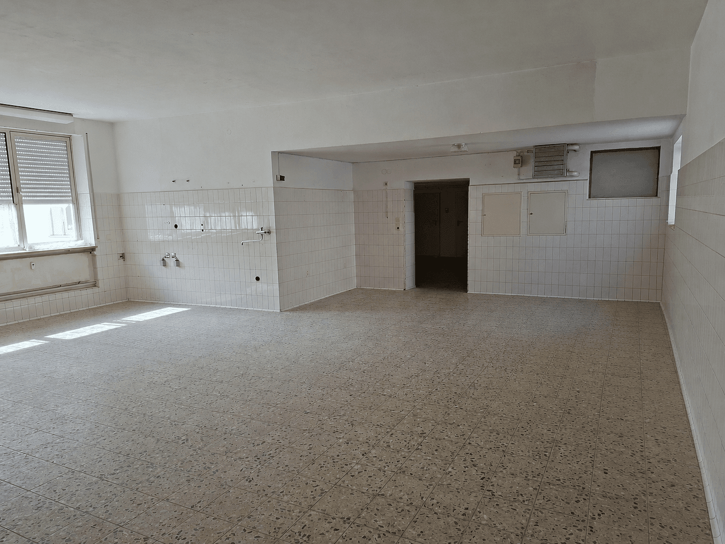 Predaj domu 480 m², pozemok 650 m², Tassilostraße 7, Münchsmünster, Bavorsko Predaj domu 480 m², pozemok 650 m², Tassilostraße 7, Münchsmünster, Bavorsko