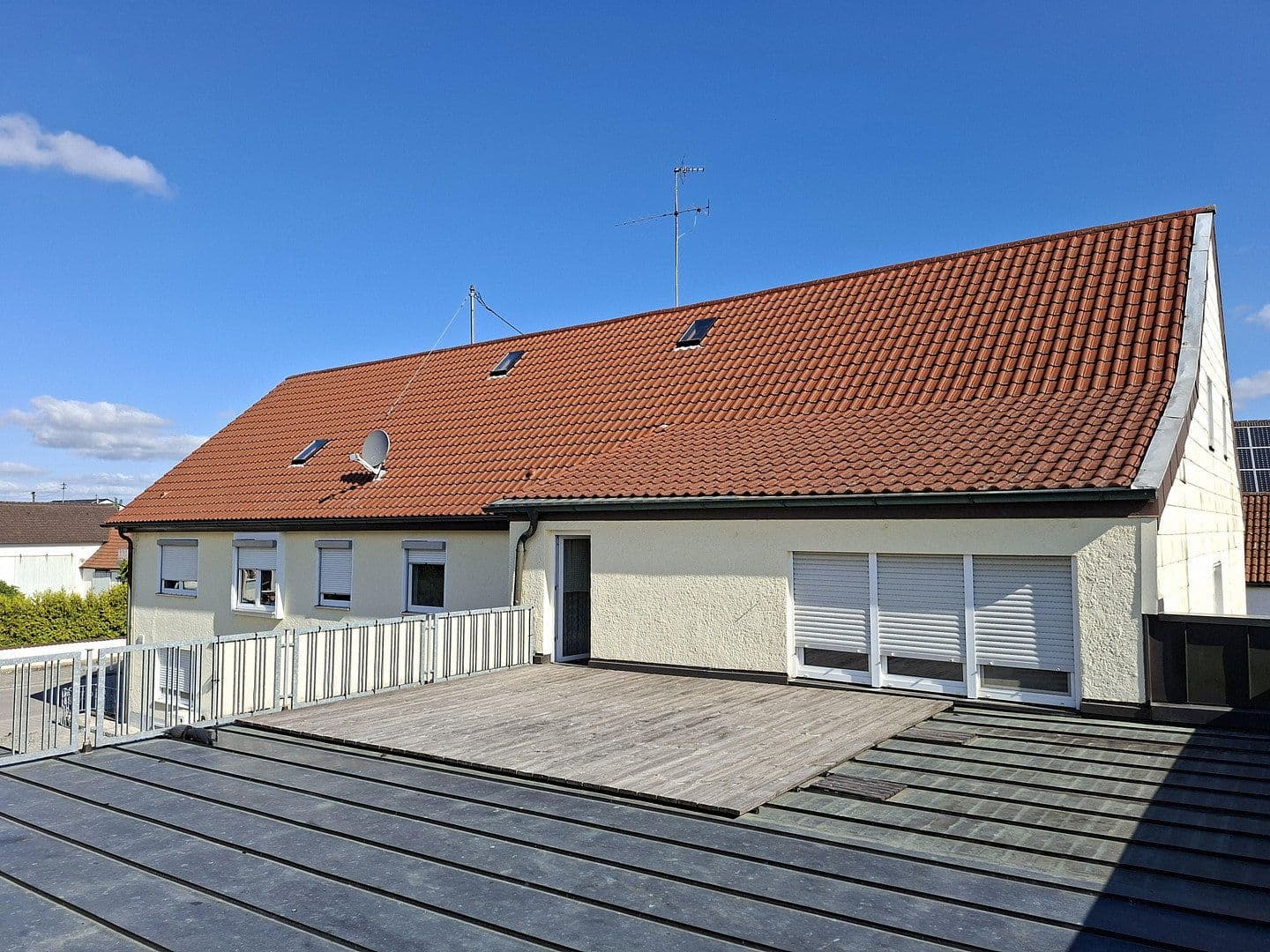 Predaj domu 480 m², pozemok 650 m², Tassilostraße 7, Münchsmünster, Bavorsko Predaj domu 480 m², pozemok 650 m², Tassilostraße 7, Münchsmünster, Bavorsko